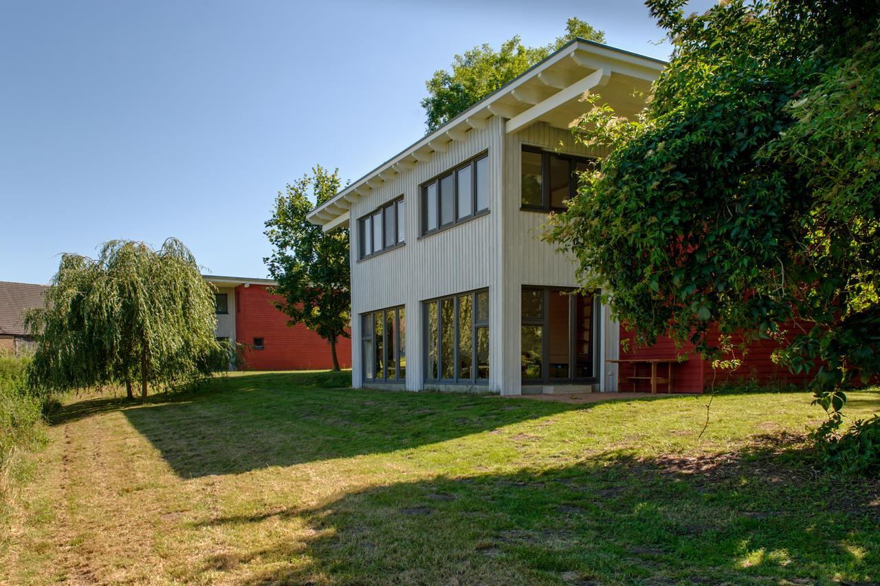 Basiskulturfabrik Oeko-Hotel Neustrelitz Exterior foto