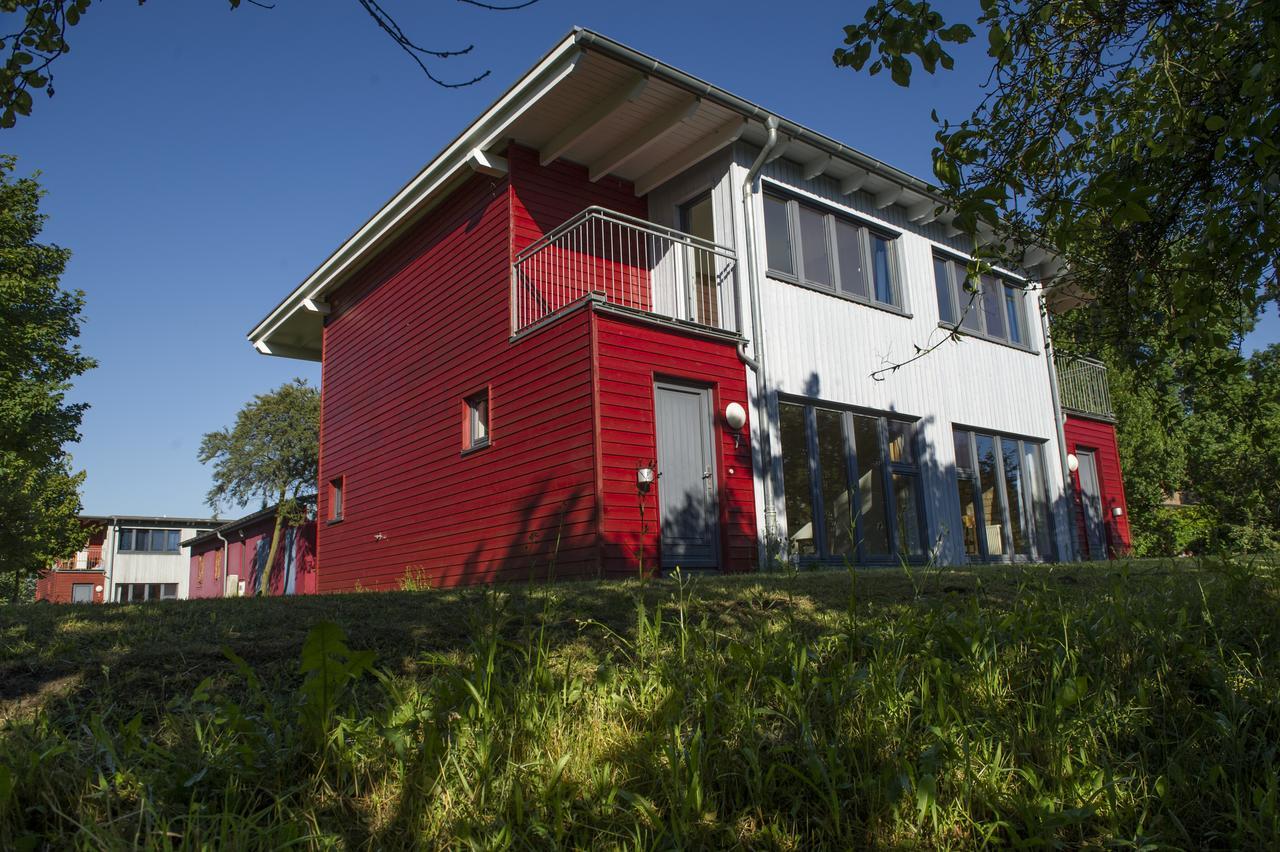 Basiskulturfabrik Oeko-Hotel Neustrelitz Exterior foto