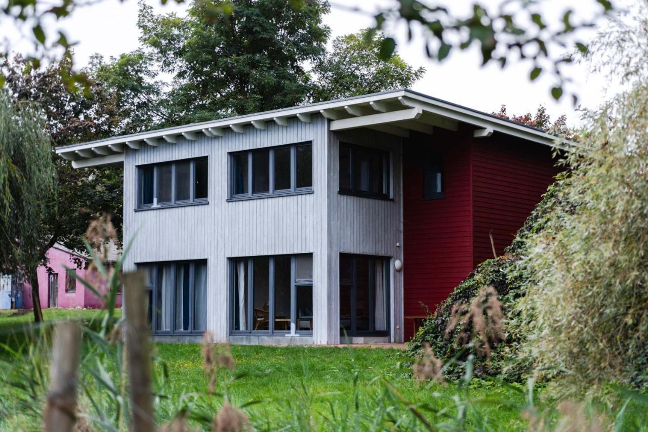 Basiskulturfabrik Oeko-Hotel Neustrelitz Exterior foto